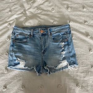 American Eagle Jean Shorts (Size 8)